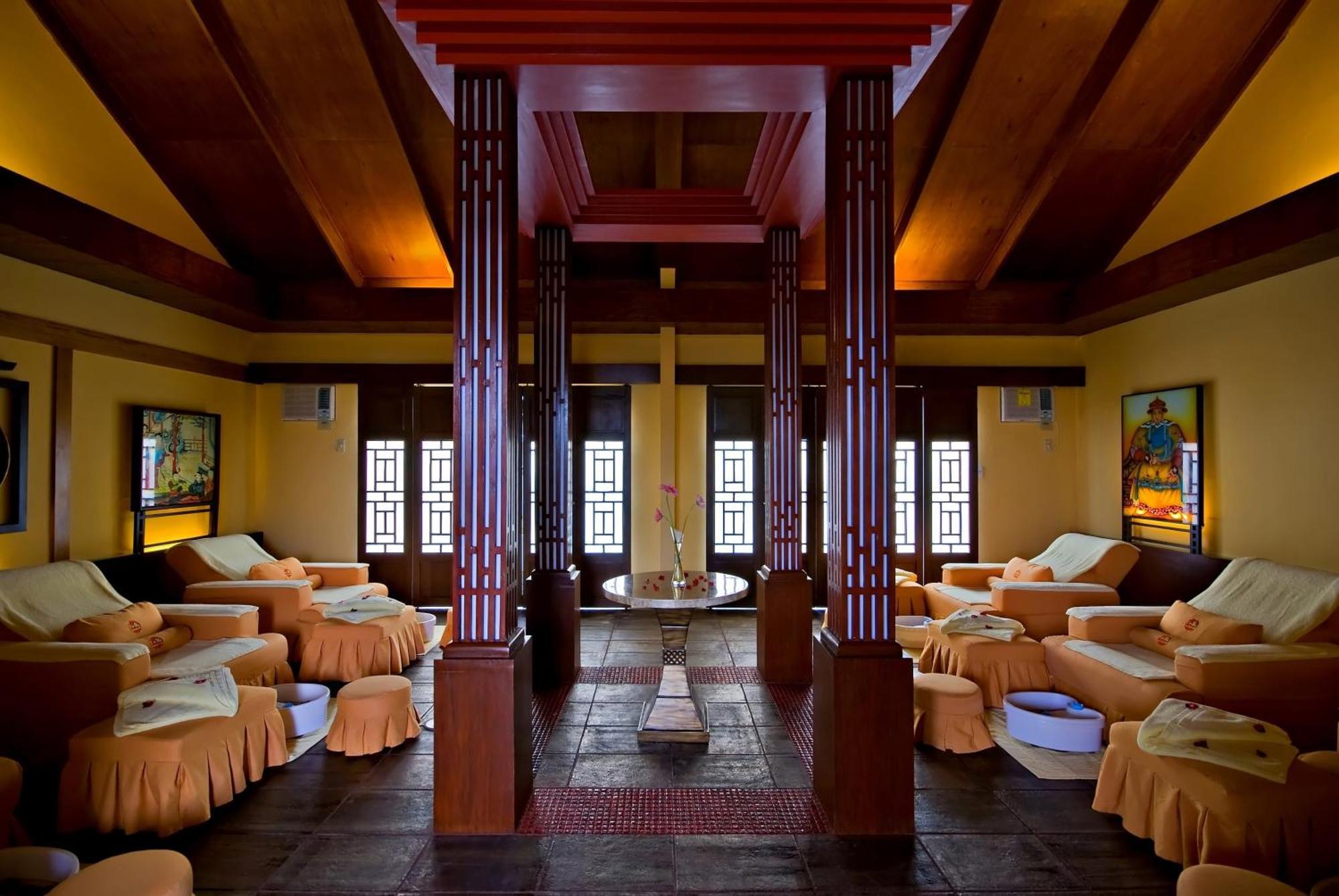Henann Regency Resort And Spa Balabag  Ngoại thất bức ảnh